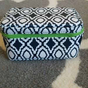 Thirty-One Baubles and Bracelets case